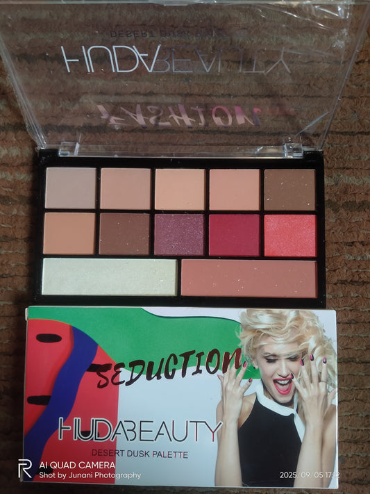 HUDA BEAUTY DESERT DUSK 12 COLOUR EYESHADOW PALETTE